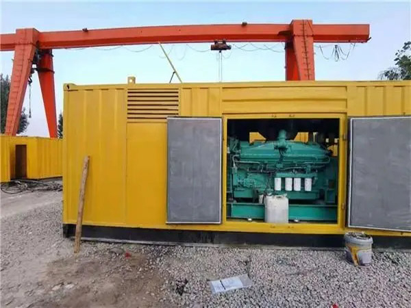 烟台冬季低温环境下，500KW发电机组应该选择什么类型的启动电瓶？